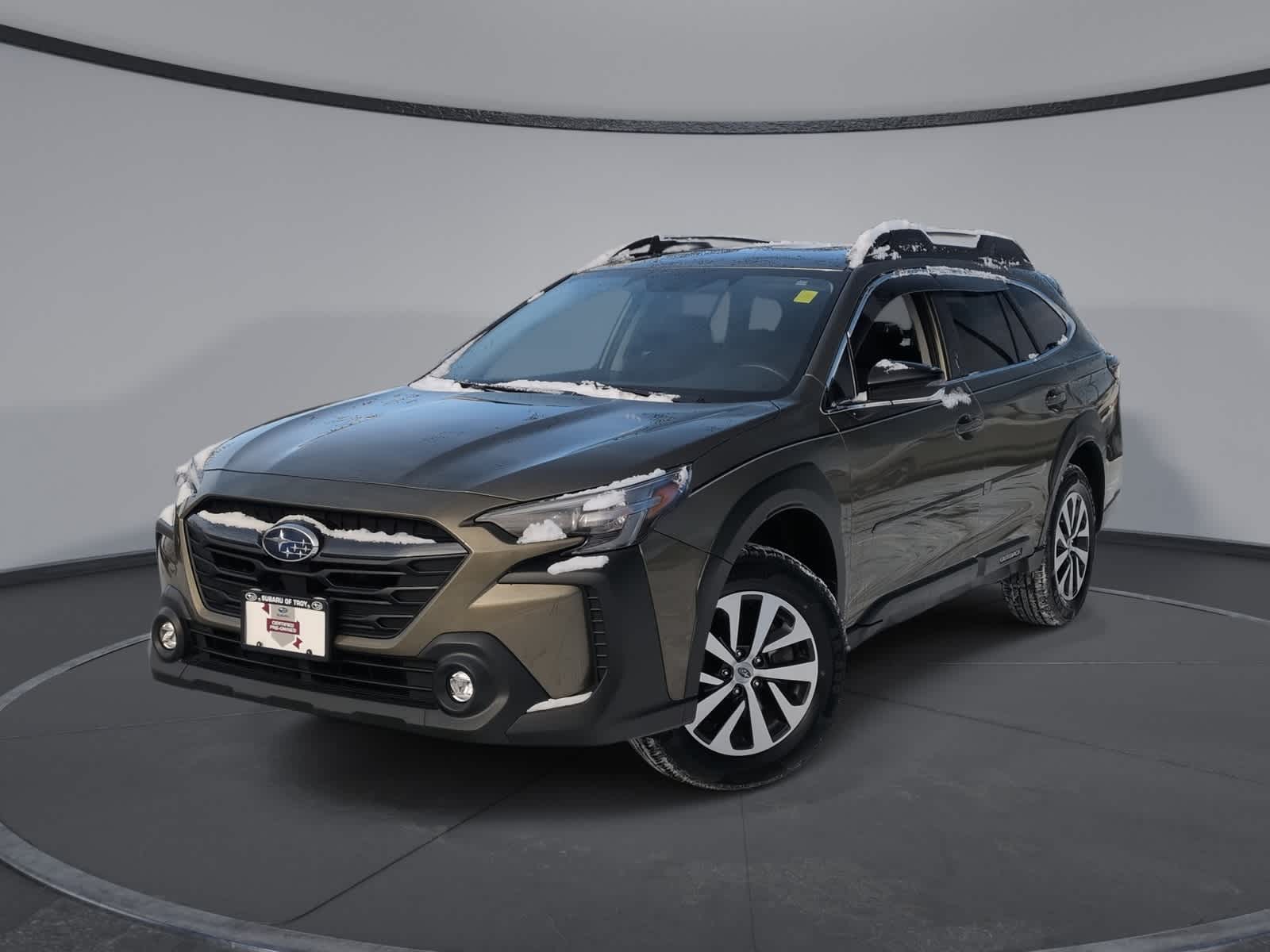 2023 Subaru Outback Premium's photo