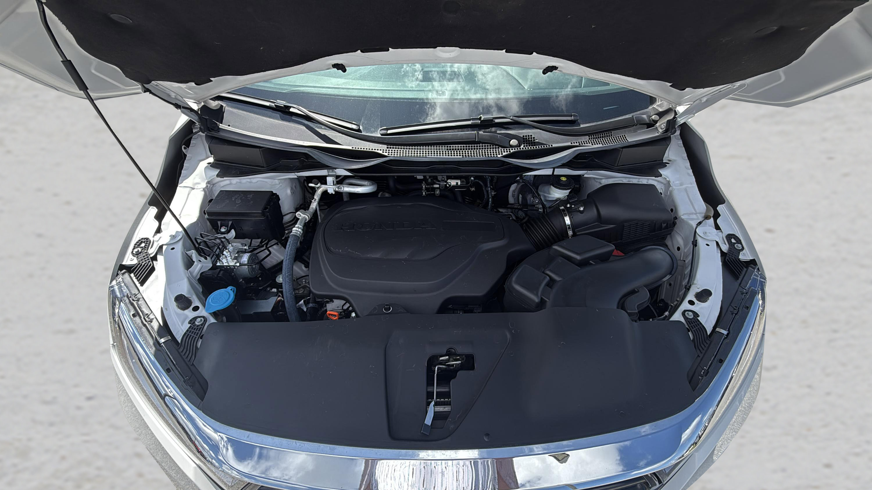 2023 Honda Odyssey Touring photo 15