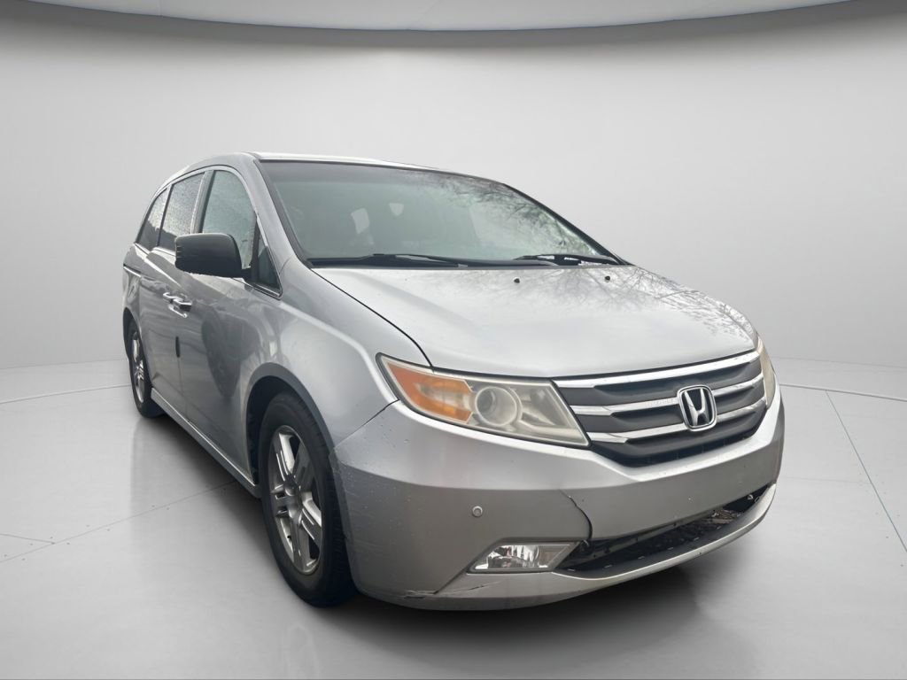 Used 2011 Honda Odyssey Touring with VIN 5FNRL5H96BB093125 for sale in Bountiful, UT