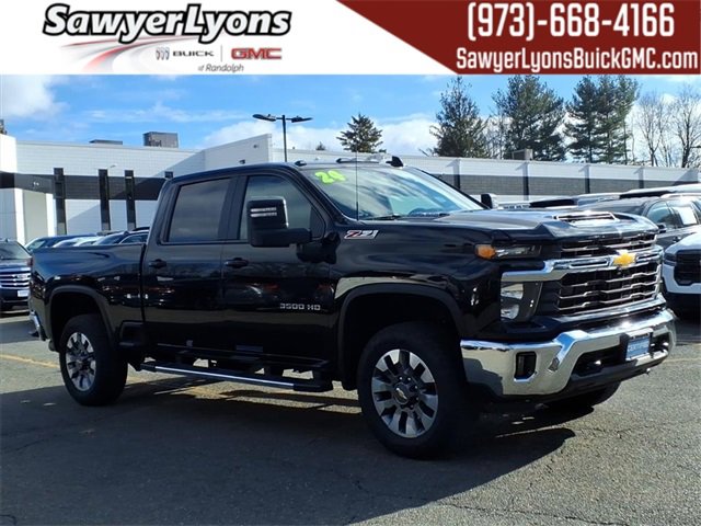 2024 Chevrolet Silverado 3500HD LT's photo