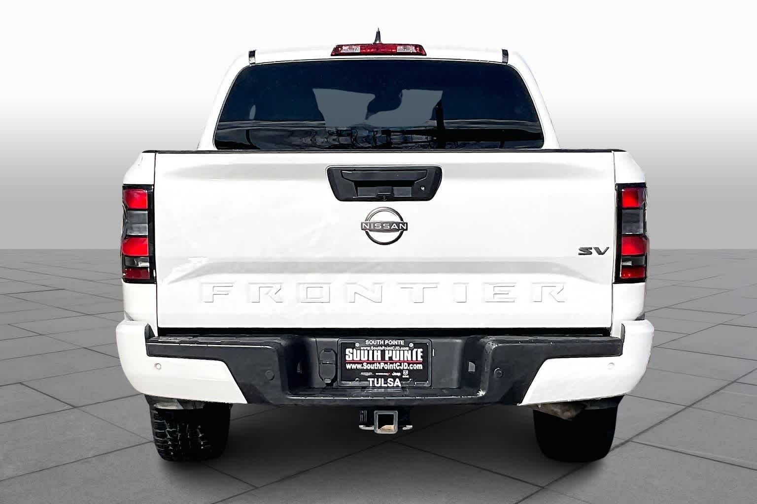 2022 Nissan Frontier SV photo 4