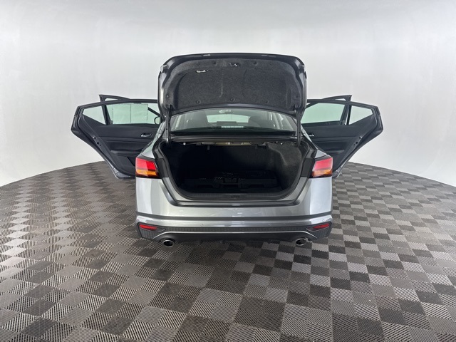 2024 Nissan Altima 2.5 SL photo 11