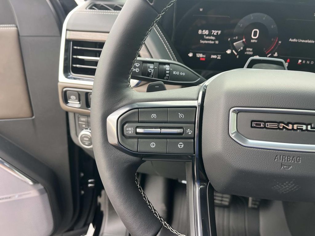 2025 Gmc Yukon Denali Ultimate photo 23