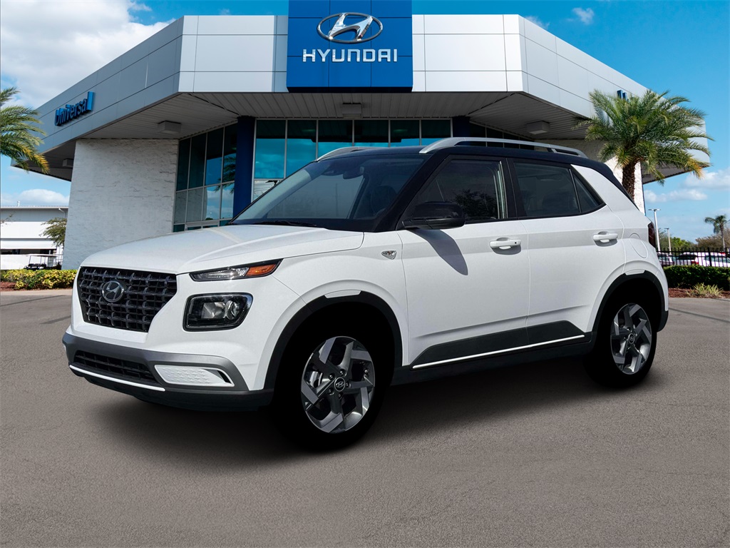 2026 Hyundai Venue SEL photo 2