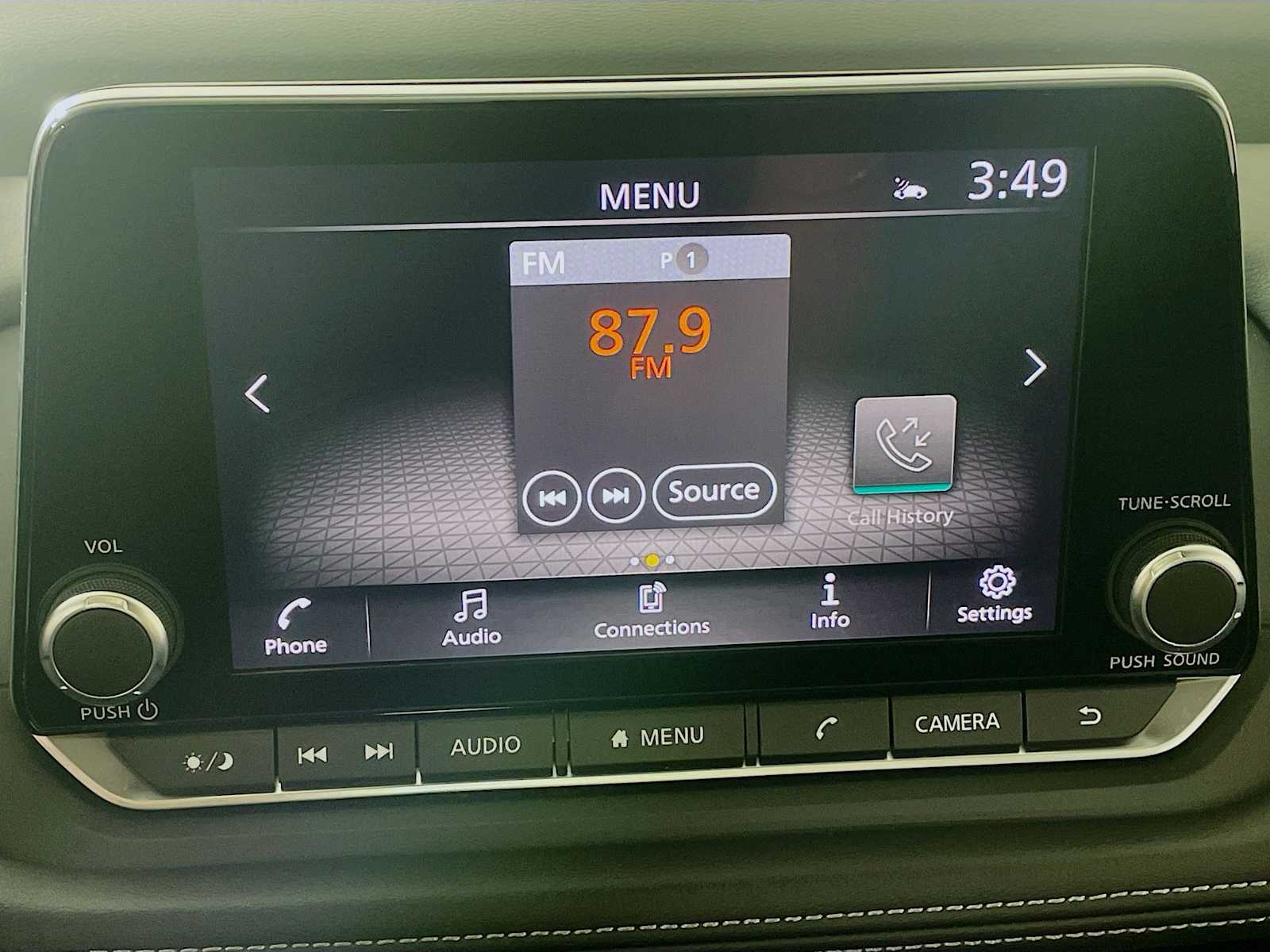 2024 Nissan Rogue SV photo 12