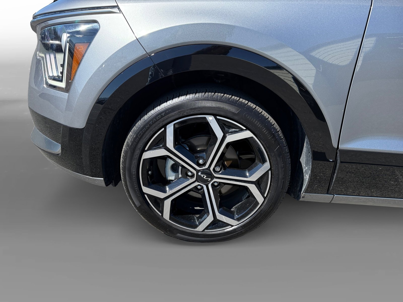 2023 Kia Niro EX Touring photo 9