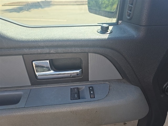 2014 Ford F-150 XL photo 19