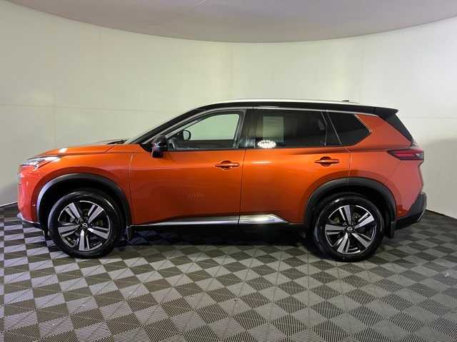 2022 Nissan Rogue SL photo 3