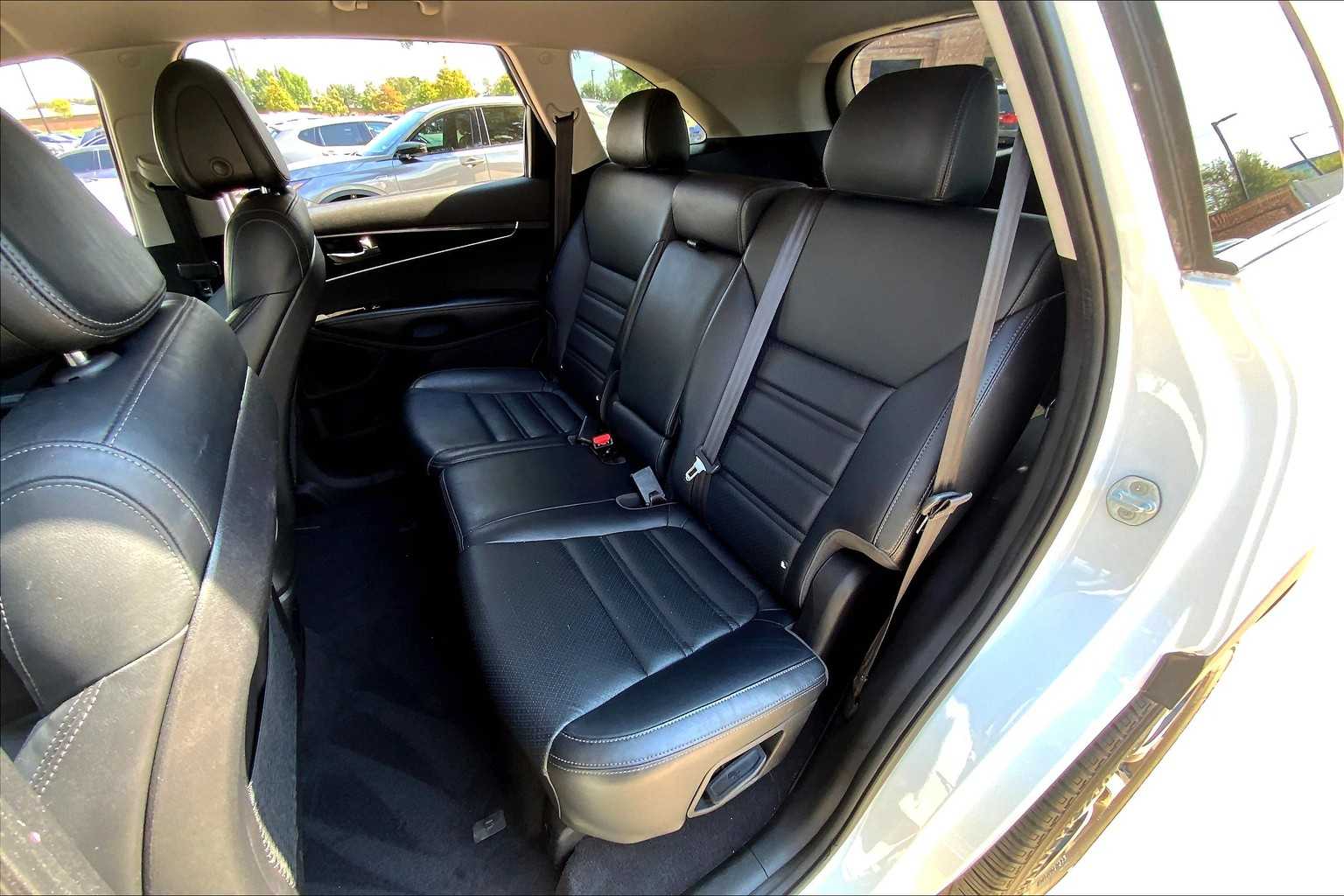 2016 Kia Sorento EX photo 15