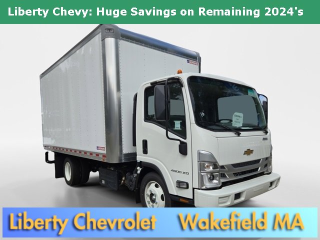 2024 Chevrolet Low Cab Forward Base's photo