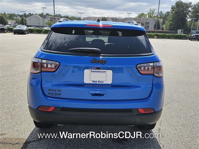2026 Jeep Compass Latitude Altitude photo 9