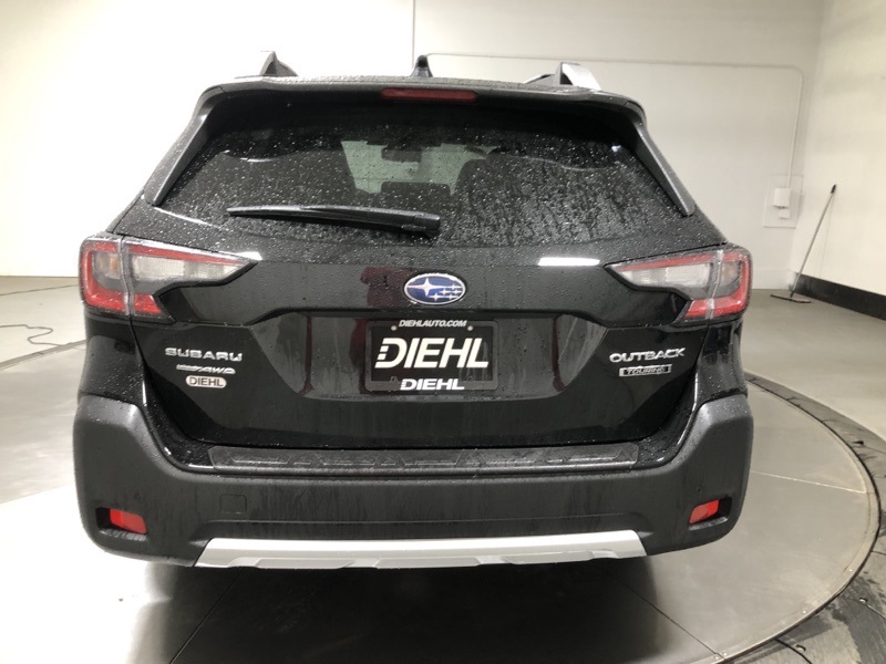 2025 Subaru Outback Touring photo 6
