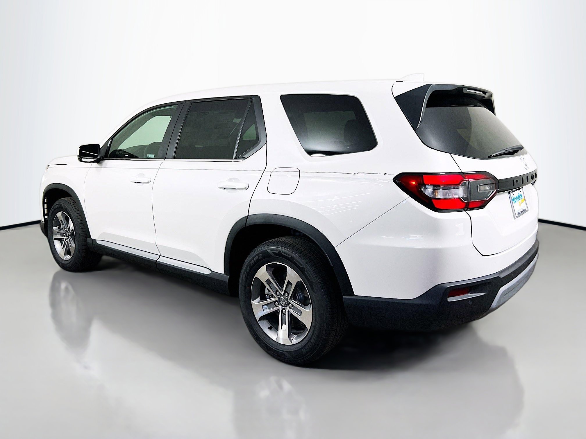 2025 Honda Pilot EX-L photo 3