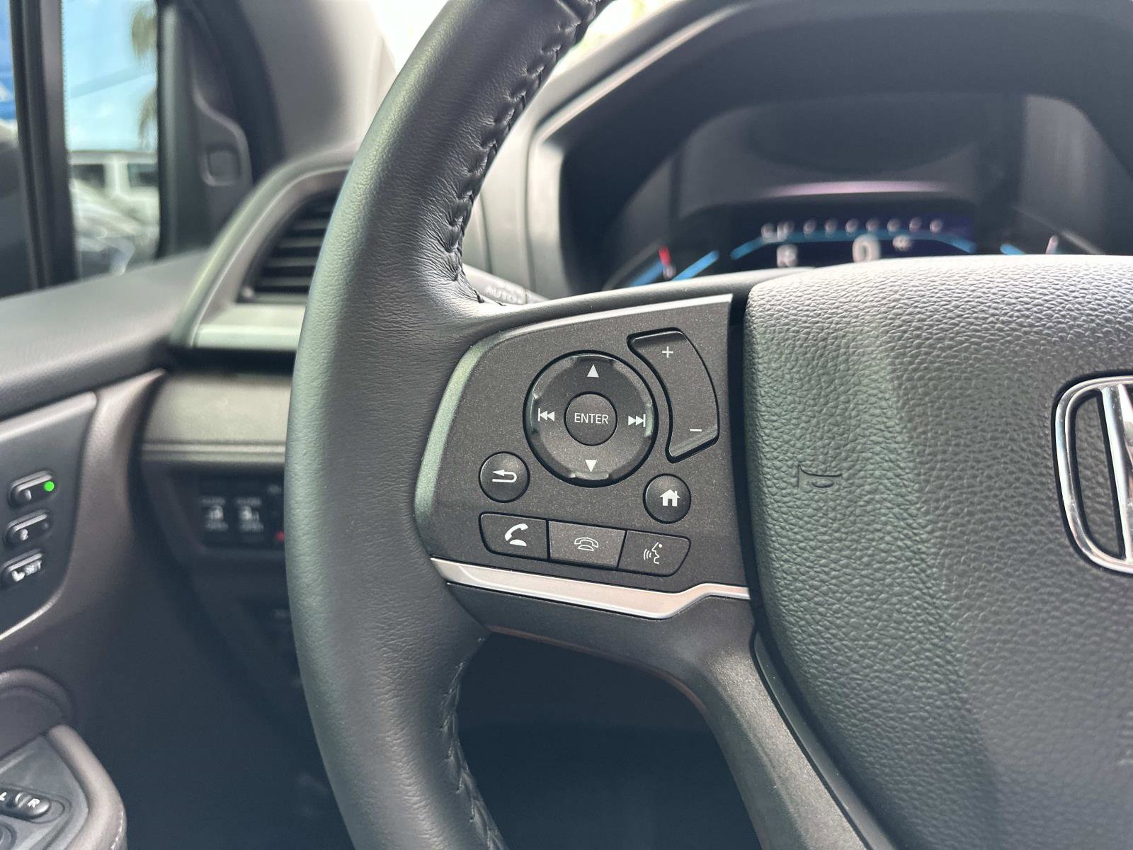 2024 Honda Odyssey EX-L photo 27