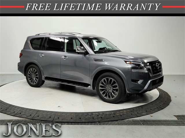 2024 Nissan Armada Platinum's photo
