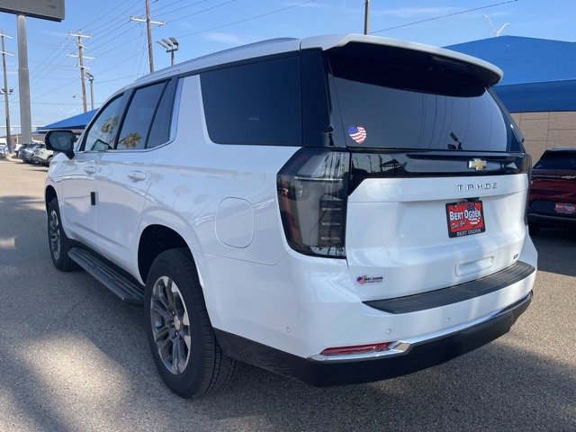 2025 Chevrolet Tahoe LT photo 5