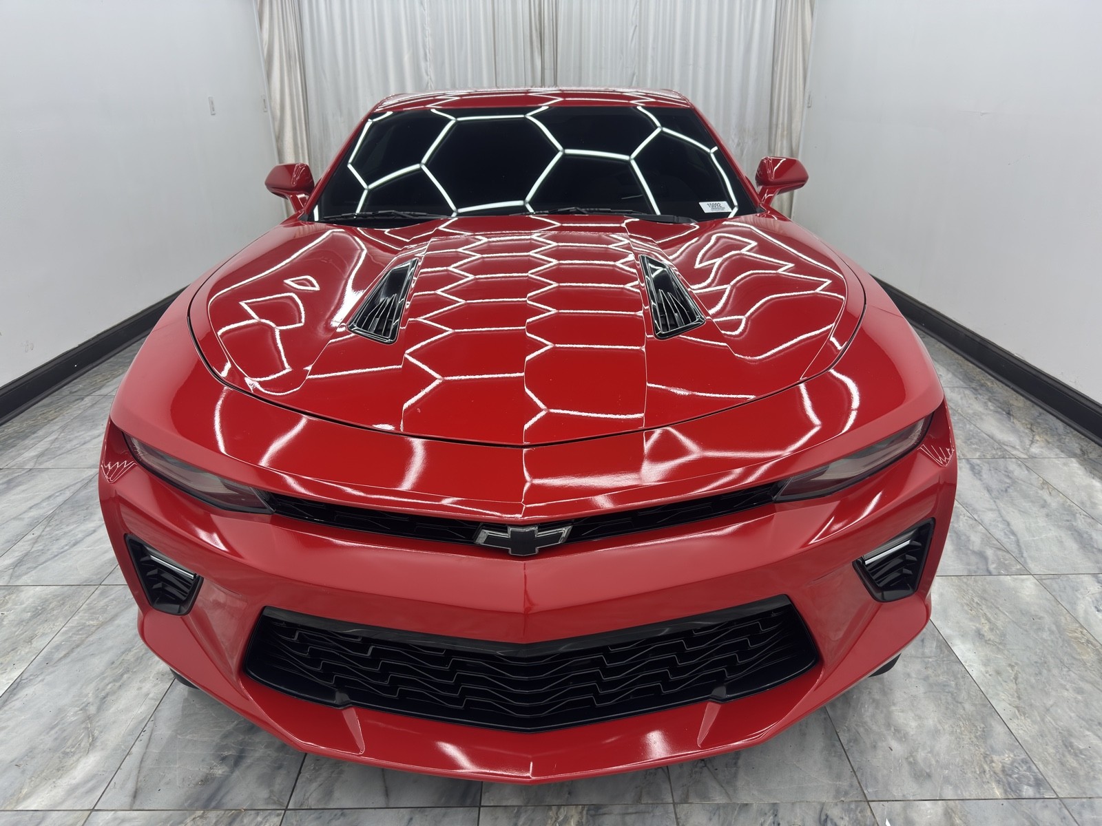 2017 Chevrolet Camaro 2SS photo 2