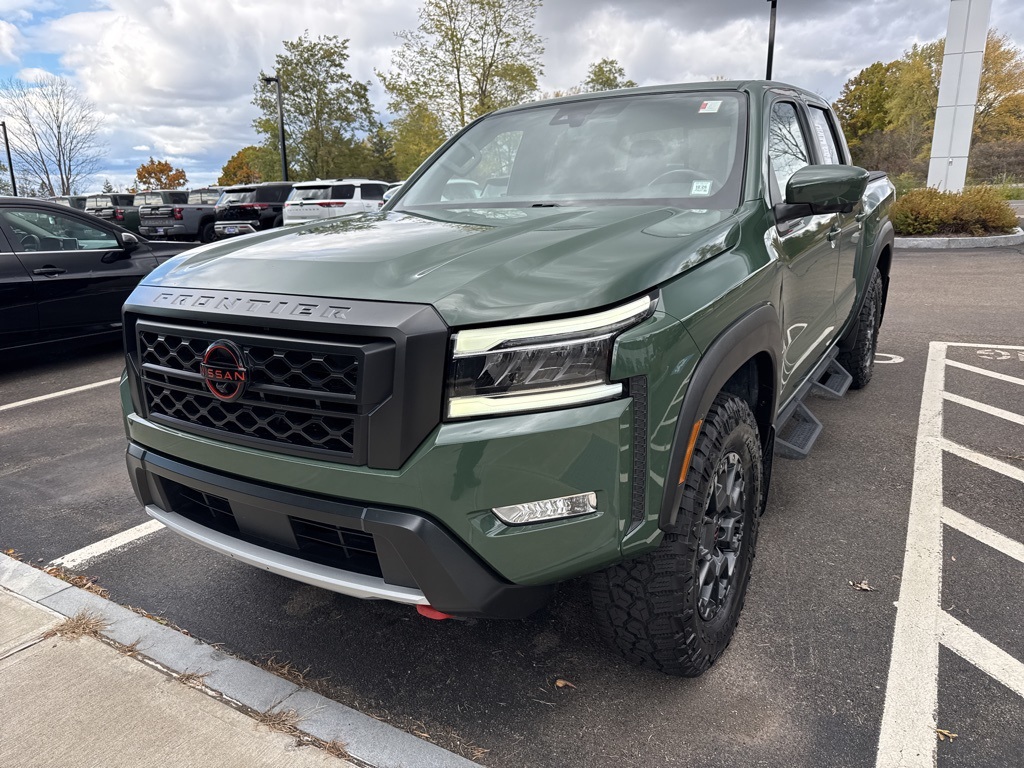 2023 Nissan Frontier PRO-4X photo 4