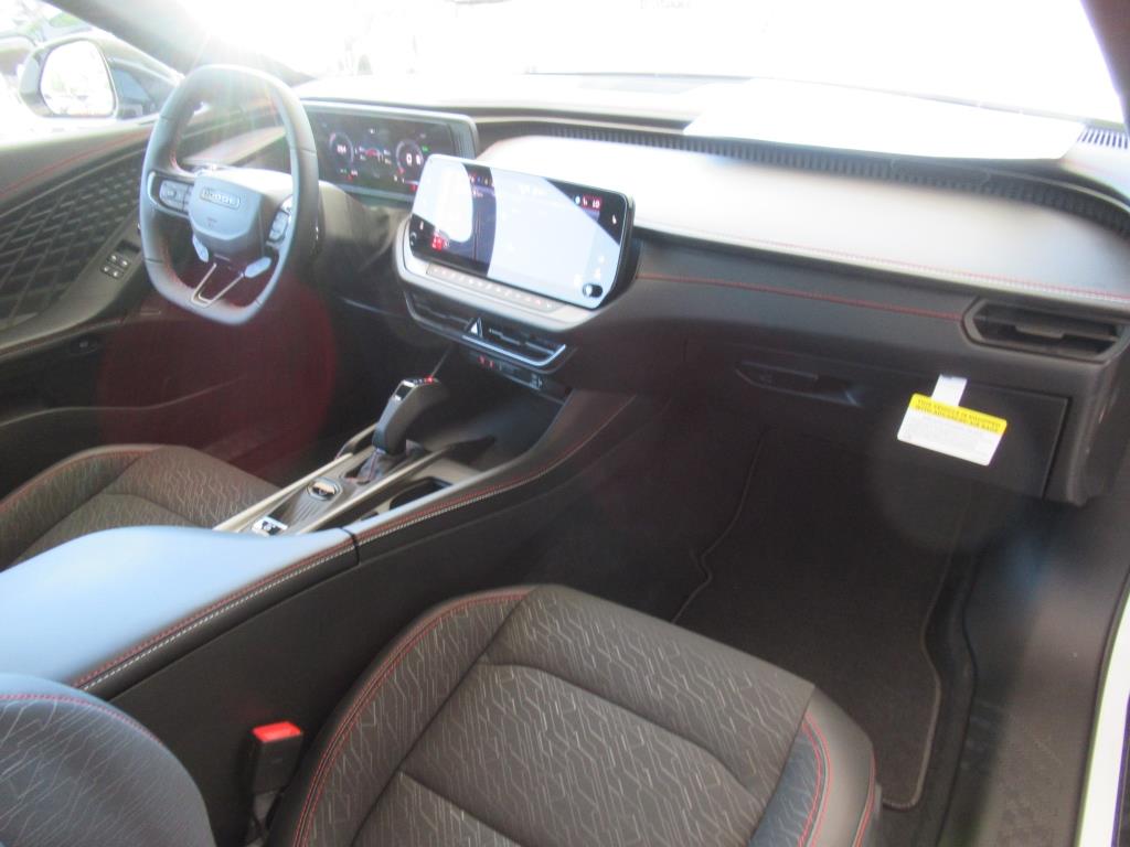 2025 Dodge Charger R/T photo 6