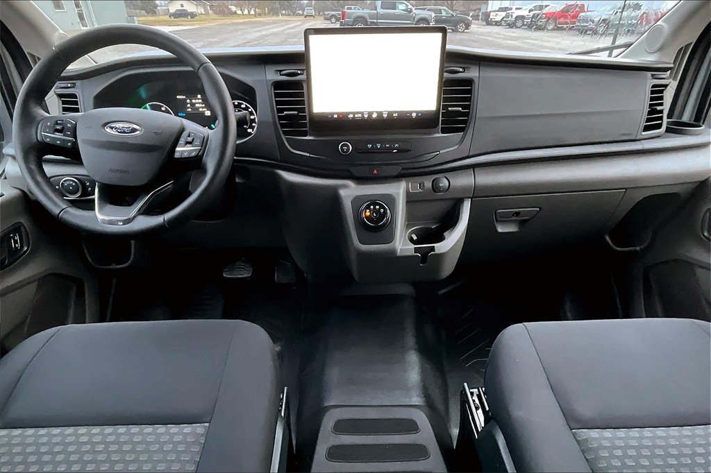 2023 Ford Transit photo 4