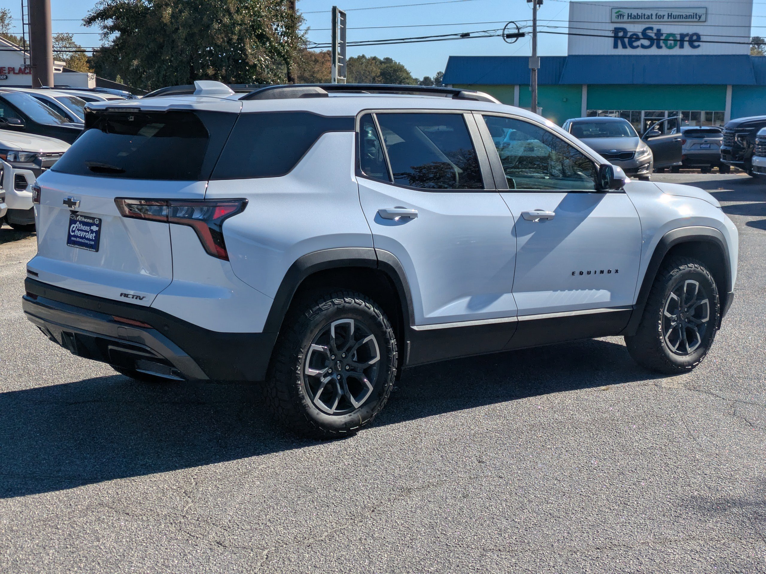 2026 Chevrolet Equinox ACTIV photo 4