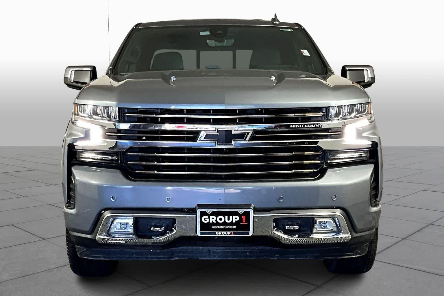 2021 Chevrolet Silverado 1500 High Country photo 3