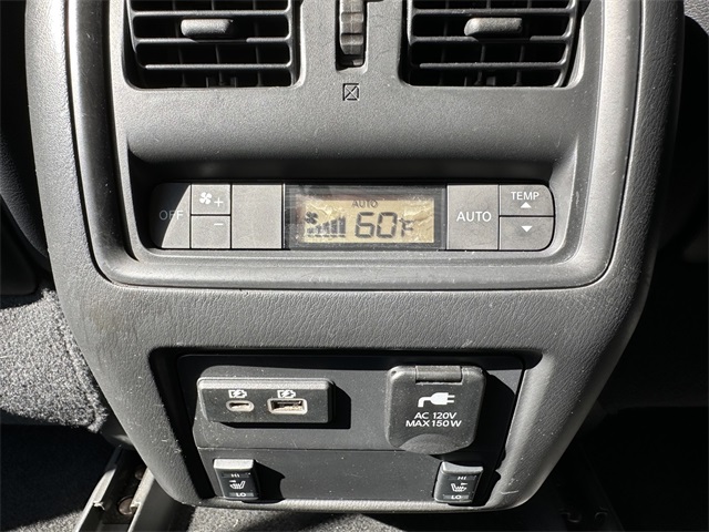 2020 Nissan Pathfinder SL photo 14