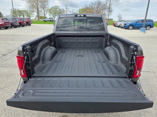 2025 Ram 2500 Laramie photo 9