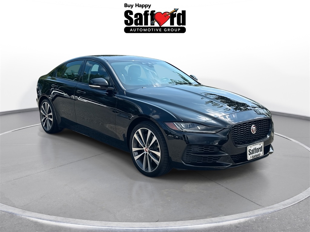 2020 Jaguar XE S photo 10