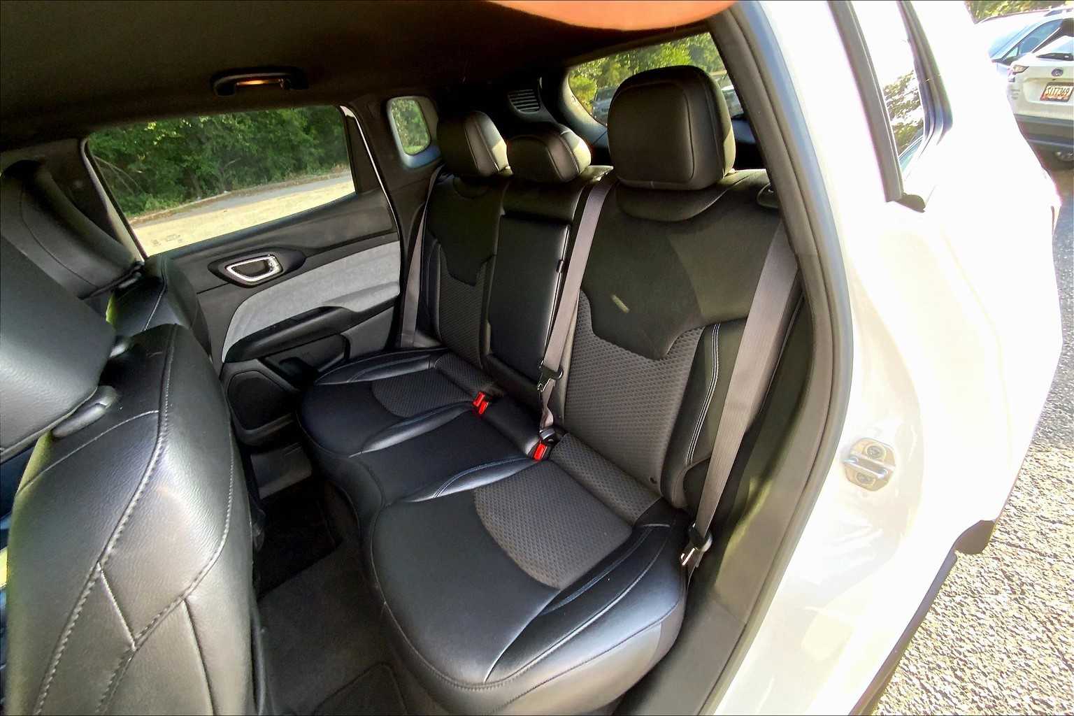2024 Jeep Compass Latitude photo 19