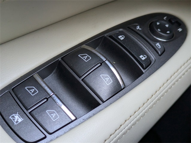 2017 Infiniti QX60 Base photo 20