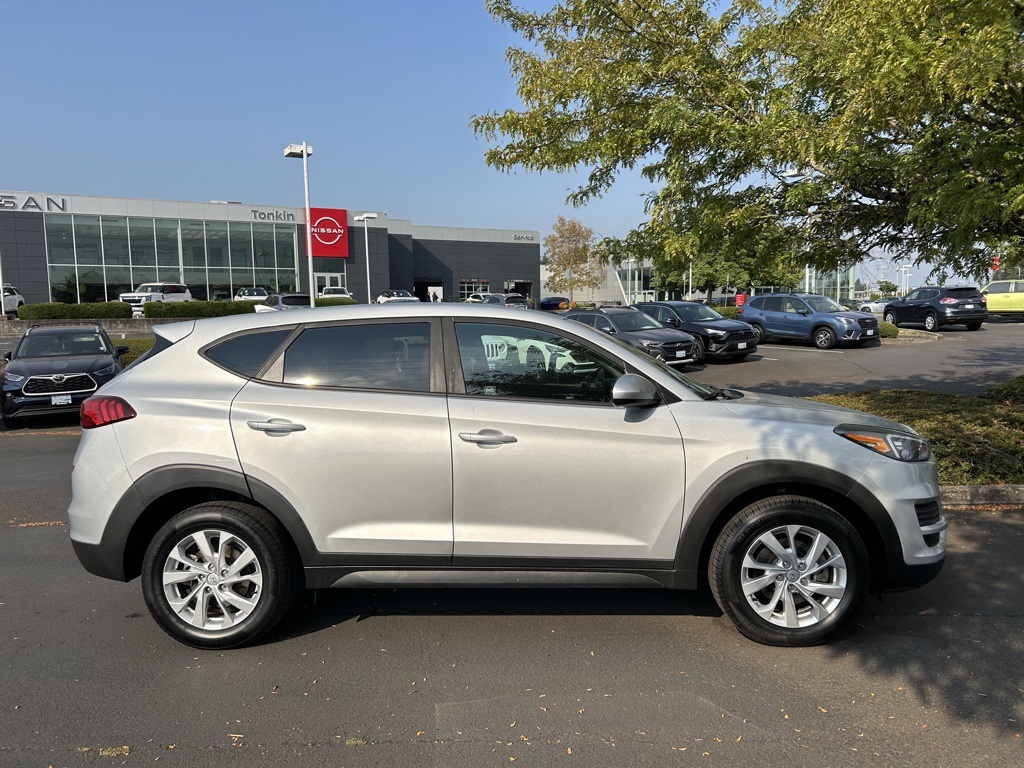 2019 Hyundai Tucson SE photo 3