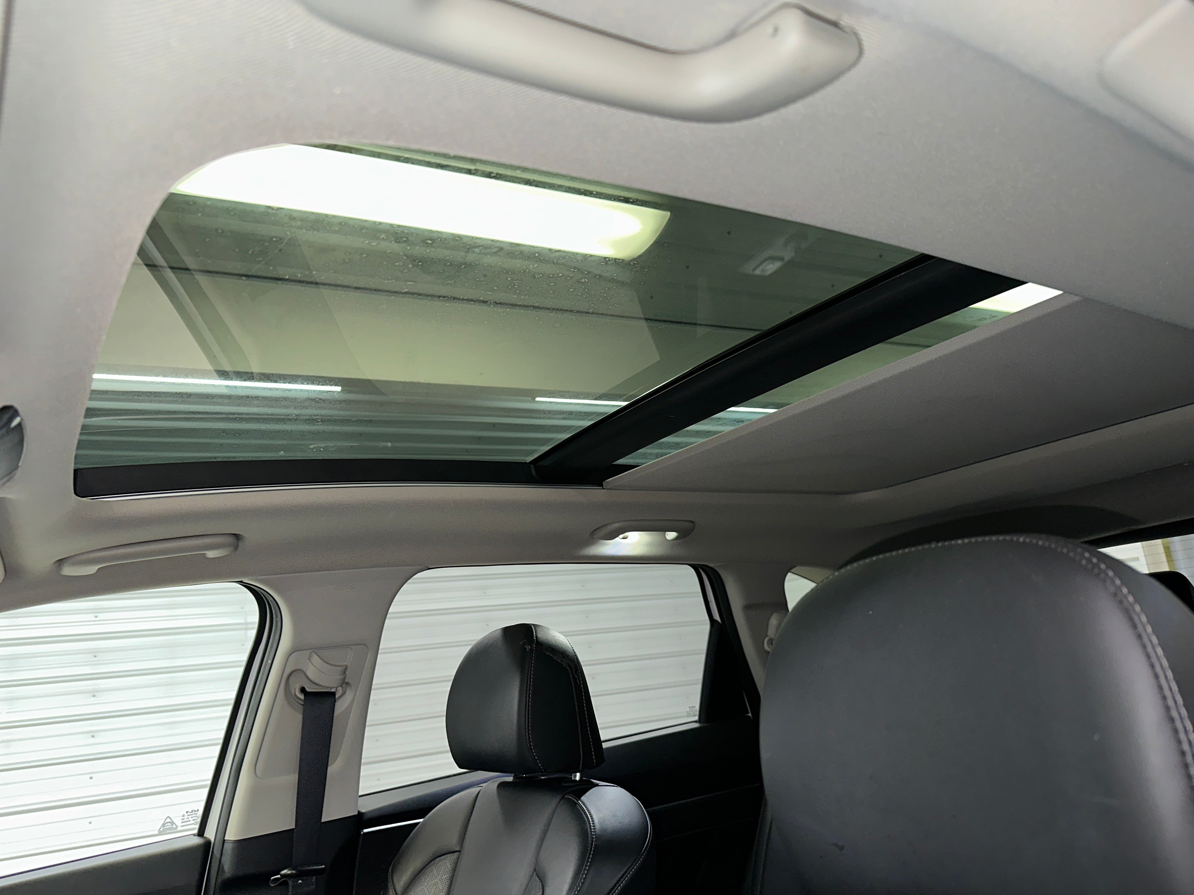 2023 Kia Sorento SX photo 2