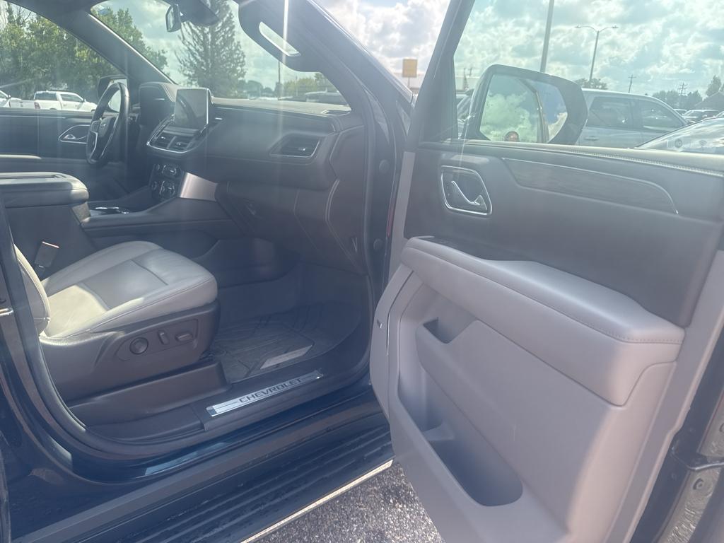 2022 Chevrolet Tahoe LT photo 13