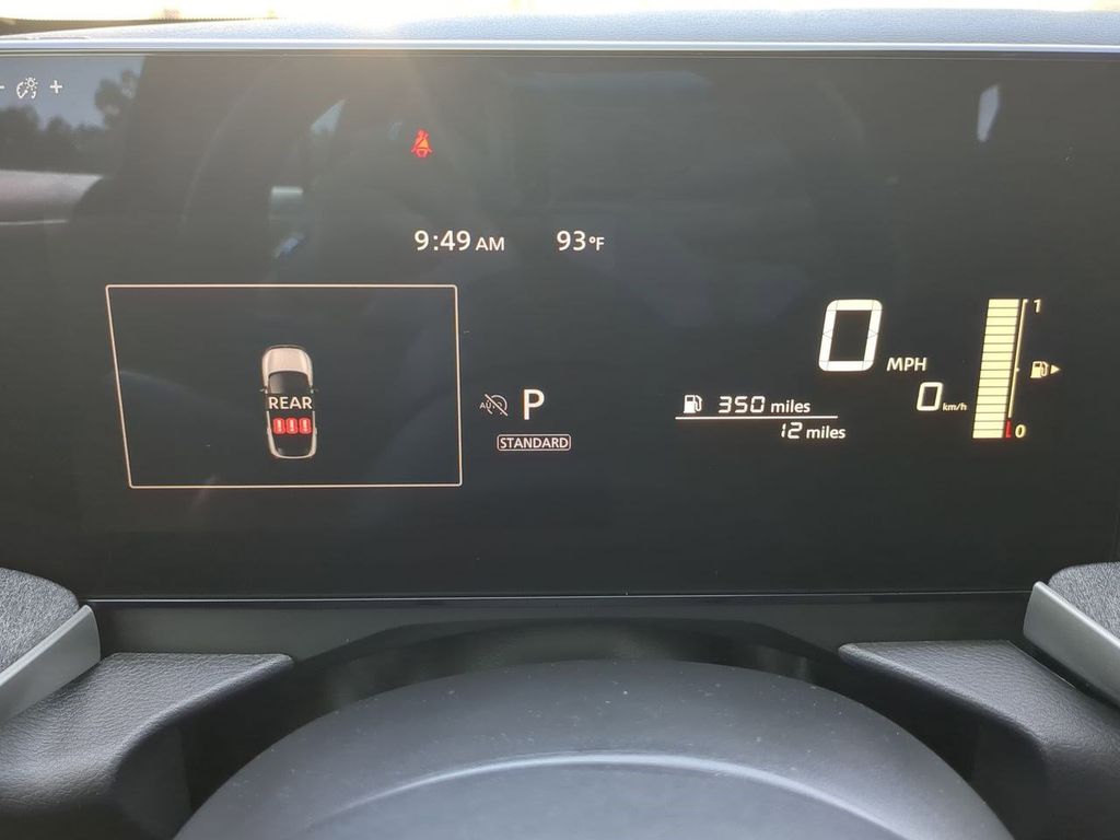 2025 Nissan Kicks SV photo 23