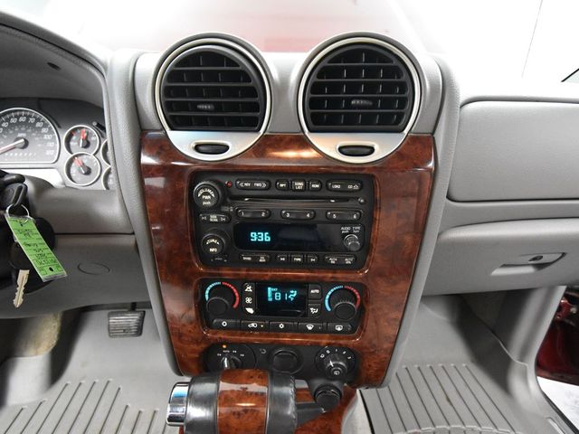 2009 Gmc Envoy Denali photo 26