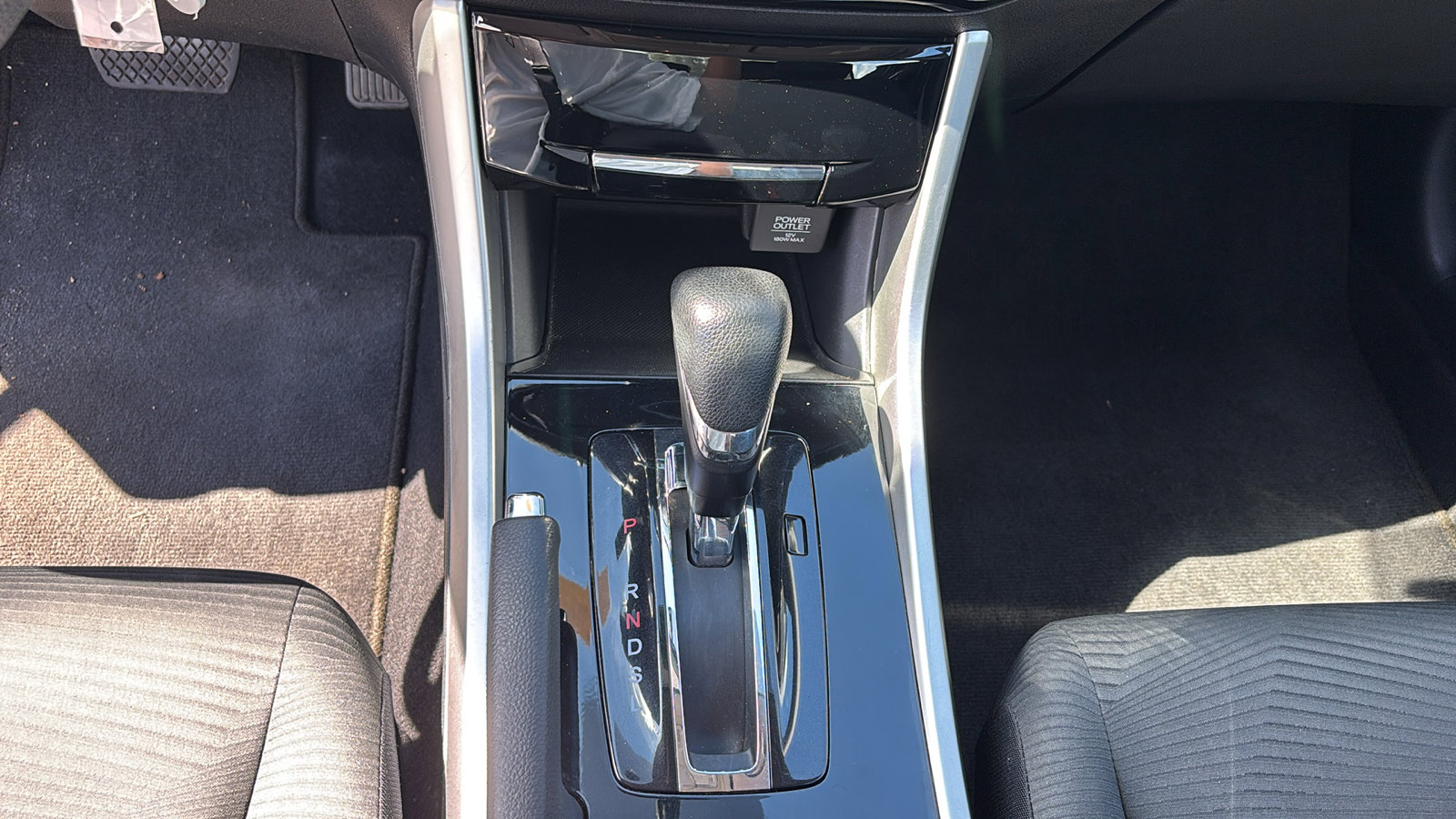 2016 Honda Accord LX photo 17