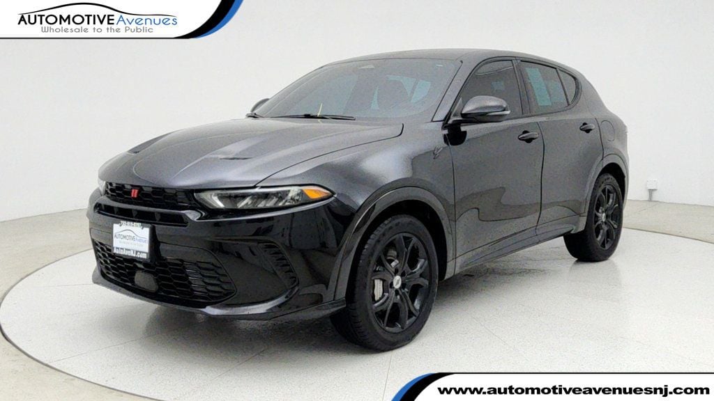 2024 Dodge Hornet R/T's photo