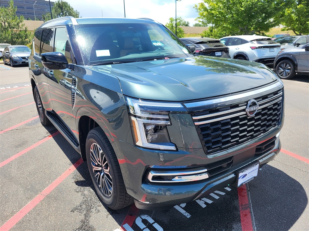 2025 Nissan Armada SL photo 3