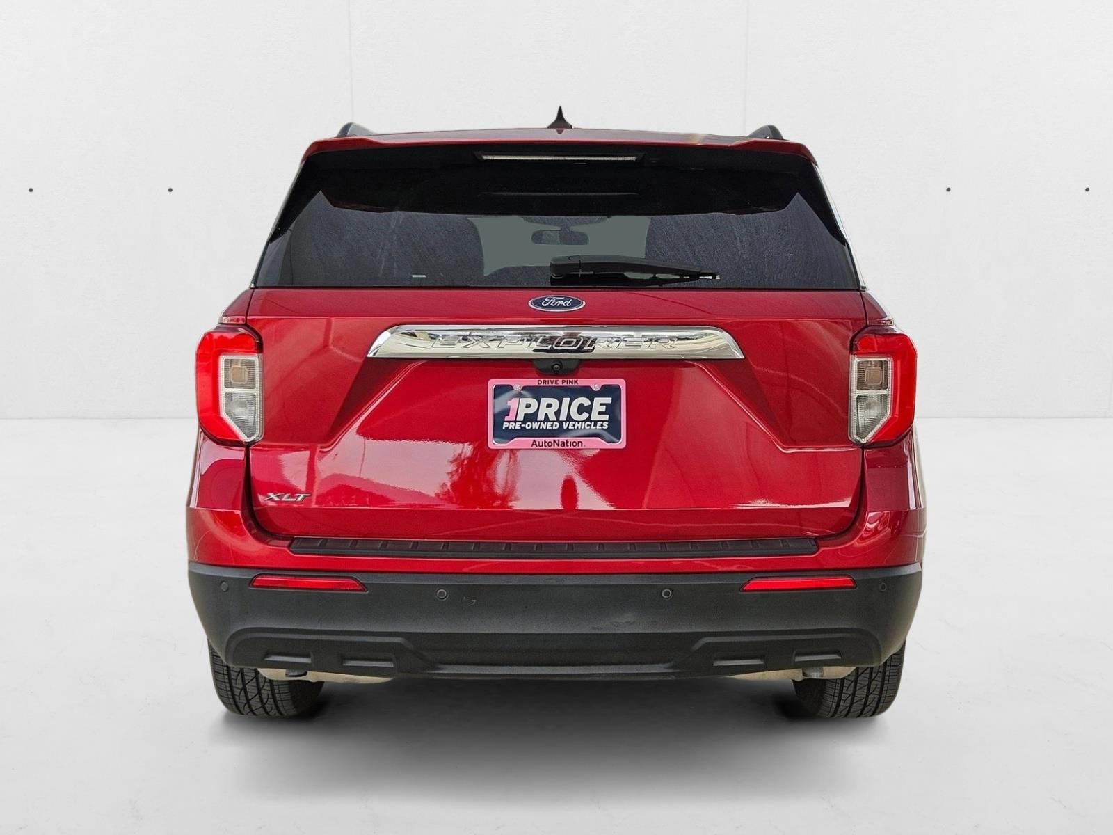 2021 Ford Explorer XLT photo 4