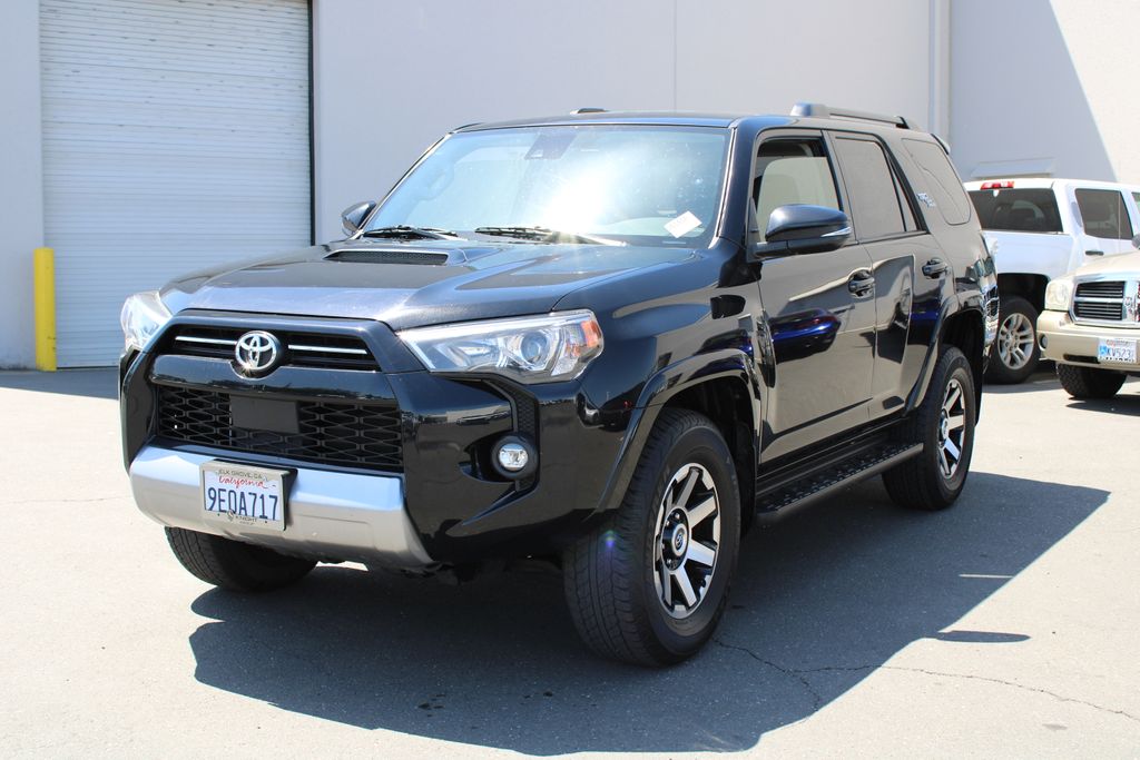 2023 Toyota 4Runner TRD Off-Road Premium photo 3