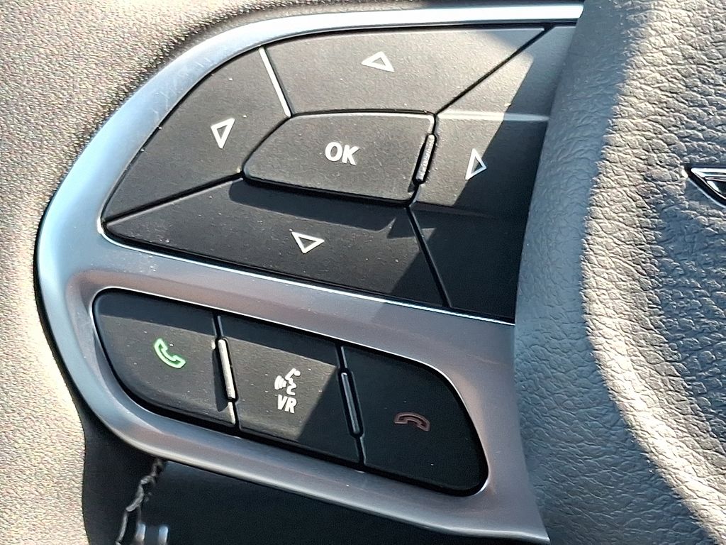 2026 Chrysler Pacifica photo 18