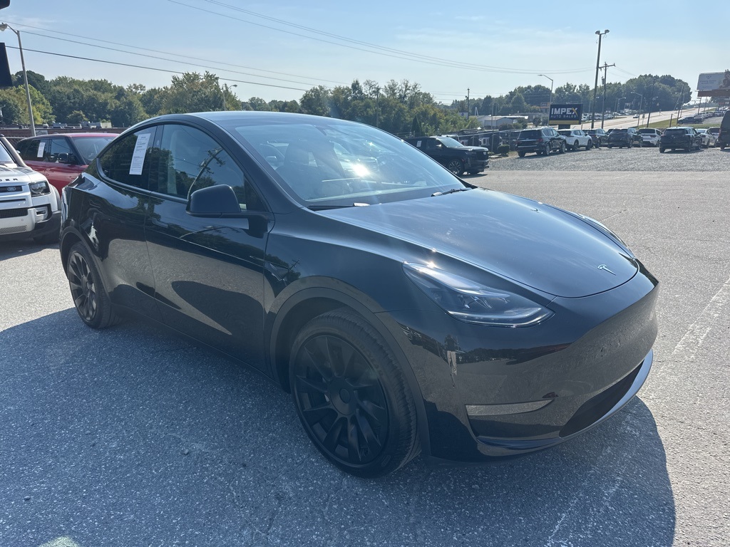 2024 Tesla Model Y Long Range photo 7