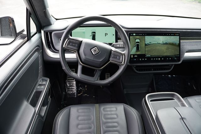 2023 Rivian R1T Adventure photo 21