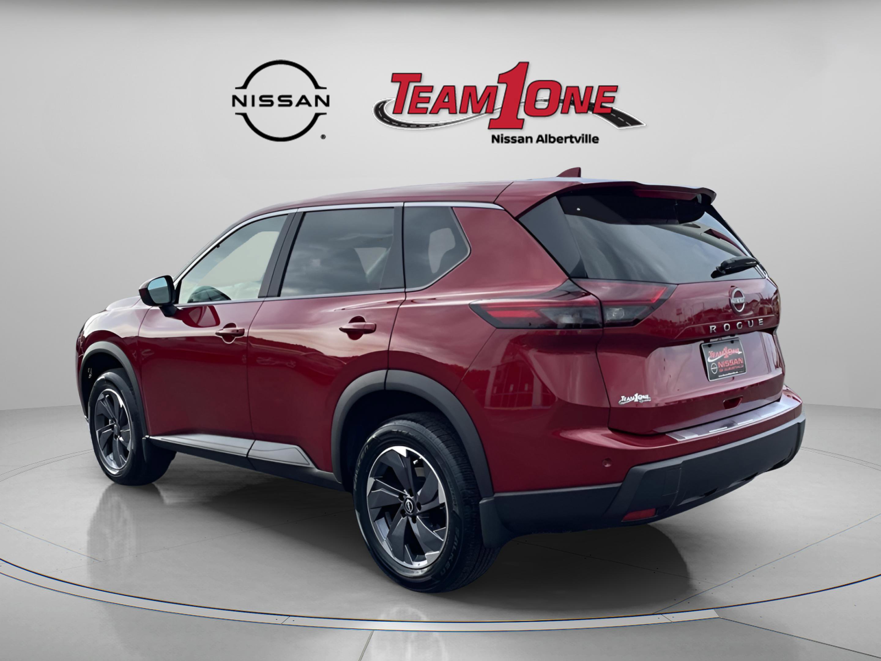 2026 Nissan Rogue SV photo 3