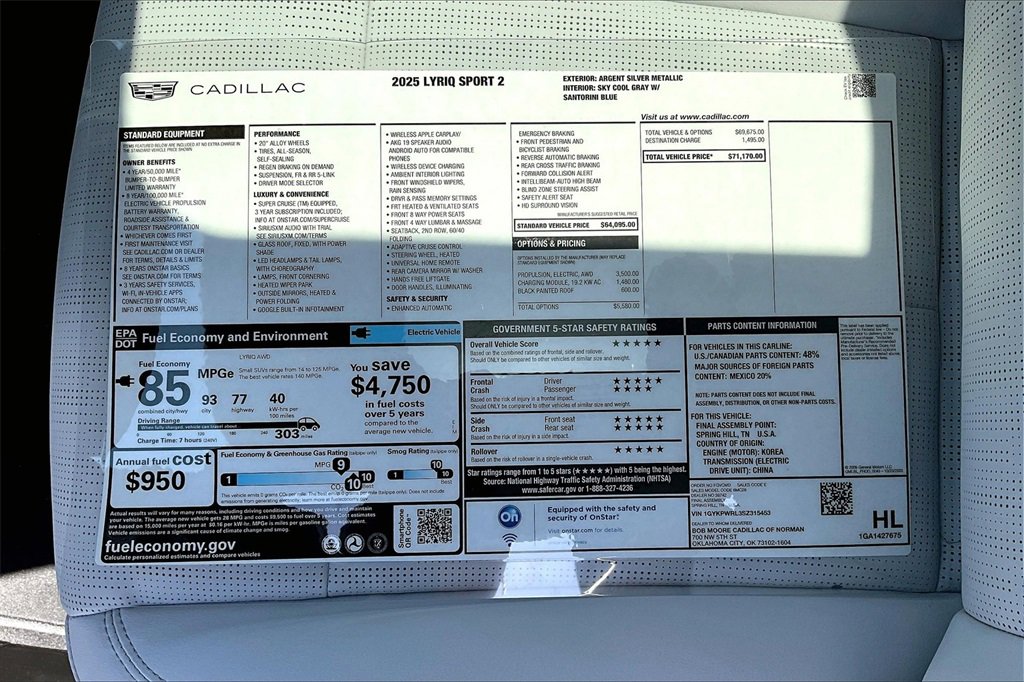 2025 Cadillac Lyriq Sport photo 13