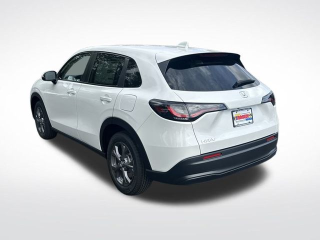 2026 Honda HR-V LX photo 2