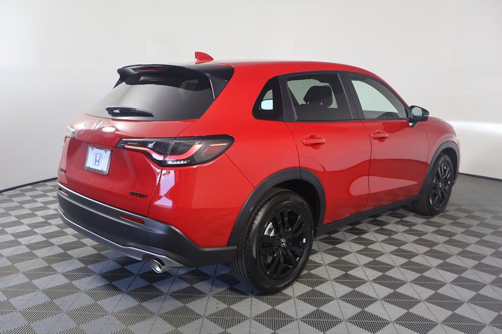 2026 Honda HR-V Sport photo 2
