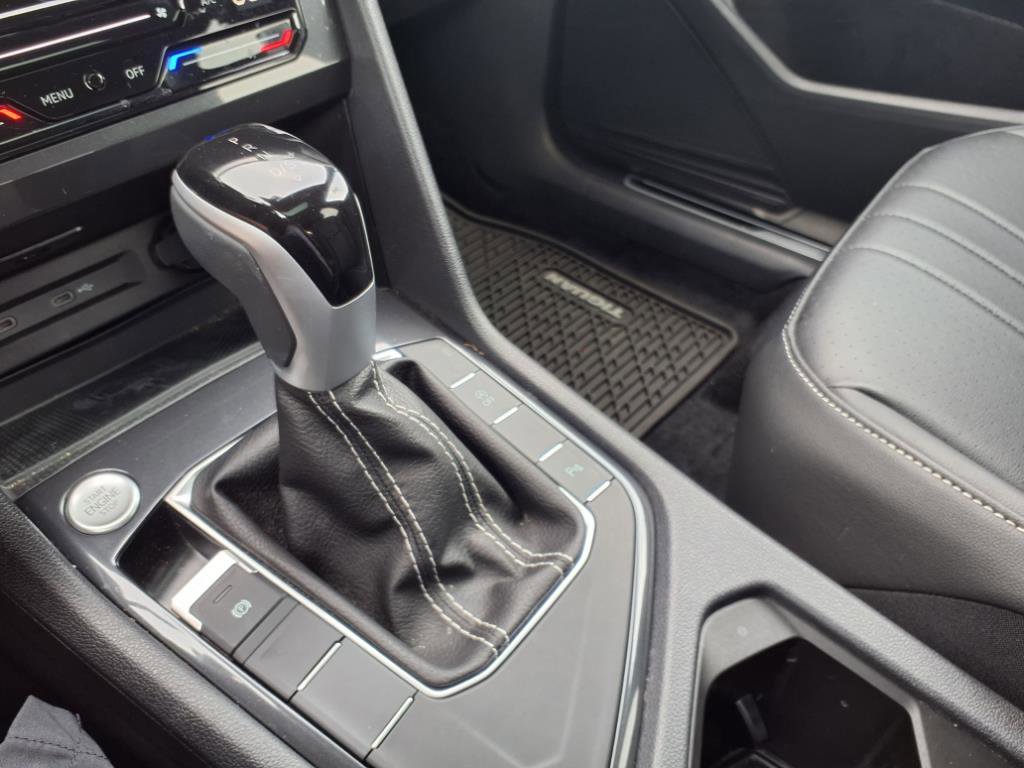 2024 Volkswagen Tiguan SE R-Line Black photo 9
