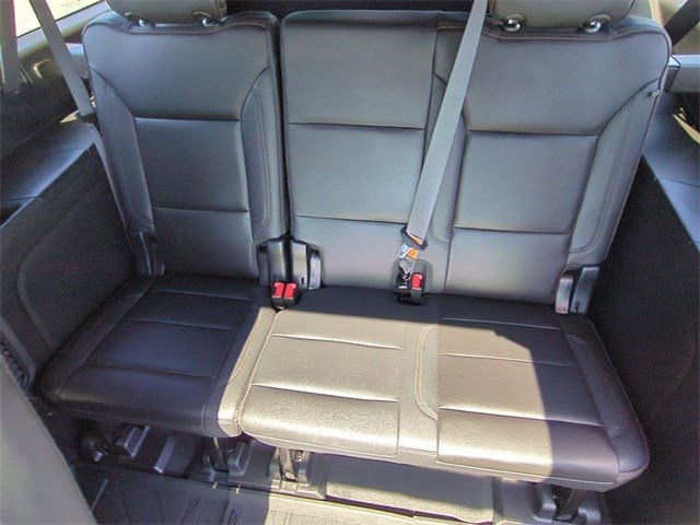 2023 Chevrolet Suburban High Country photo 26